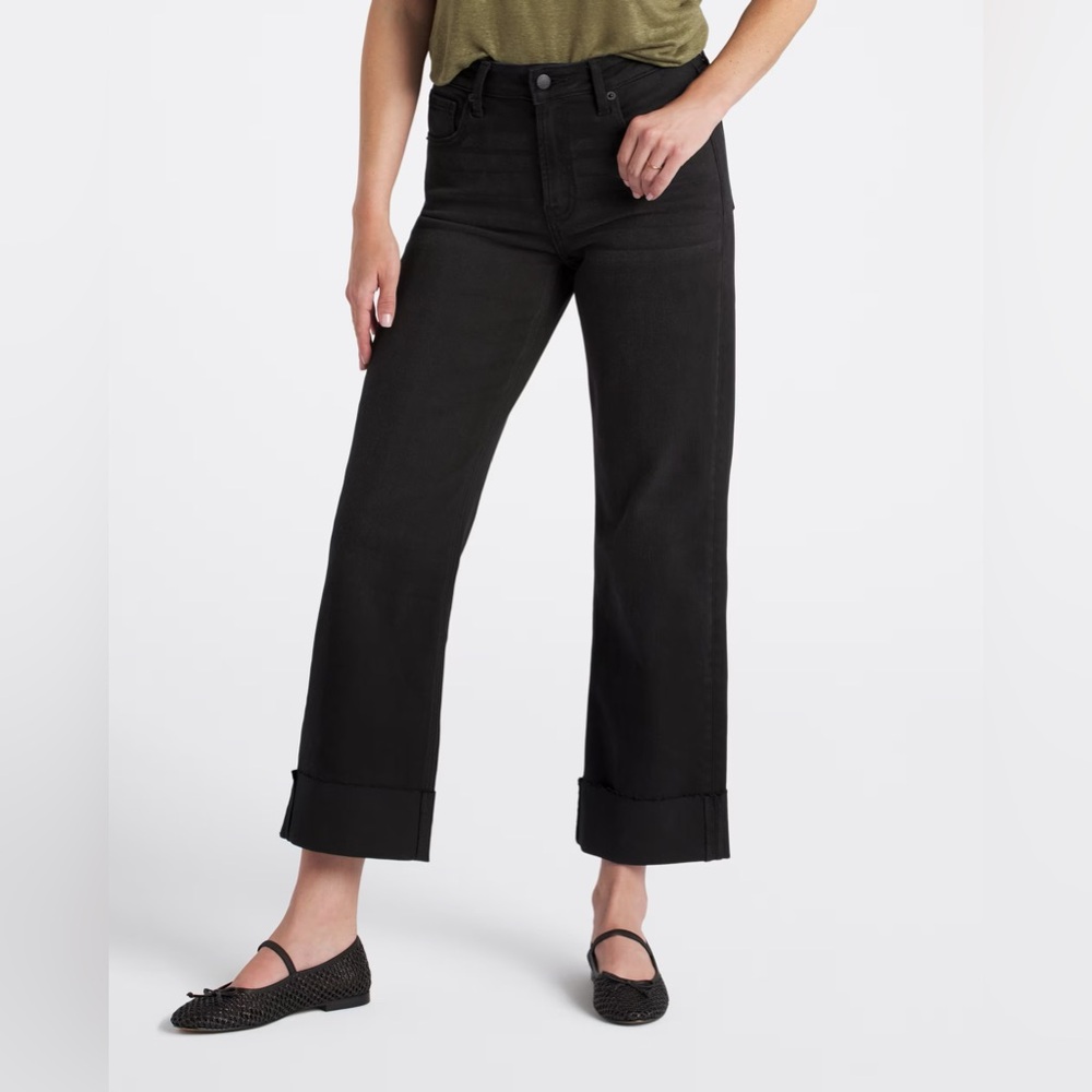 Just USA Nori Scissor Cut Cuffed Hem Straight Leg Jean - size 25 / size 0